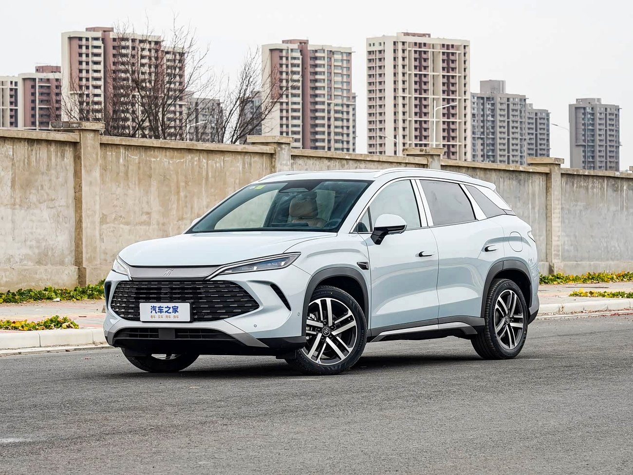 BYD Song L Smart Driving DM-i 2025, exterior principal